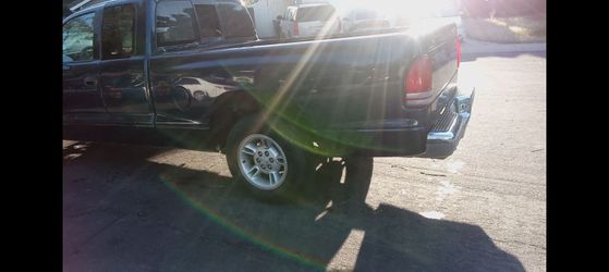 2003 dodge Dakota