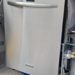 Kitchen Aid Dishwasher 