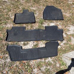 Honda Pilot Rubber Mats 