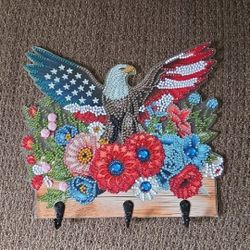 Red and Blue Patriotic Wall Hooks Decor