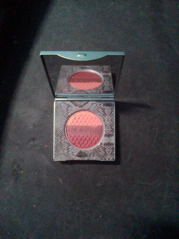 Mally Eye Amplifying Eye Shadow Trio