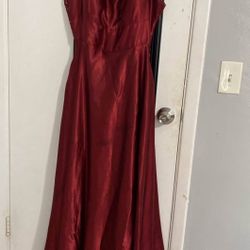 Windsor prom dress XL burgundy worn once nothing wrong with it