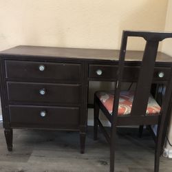 Desk & Chair