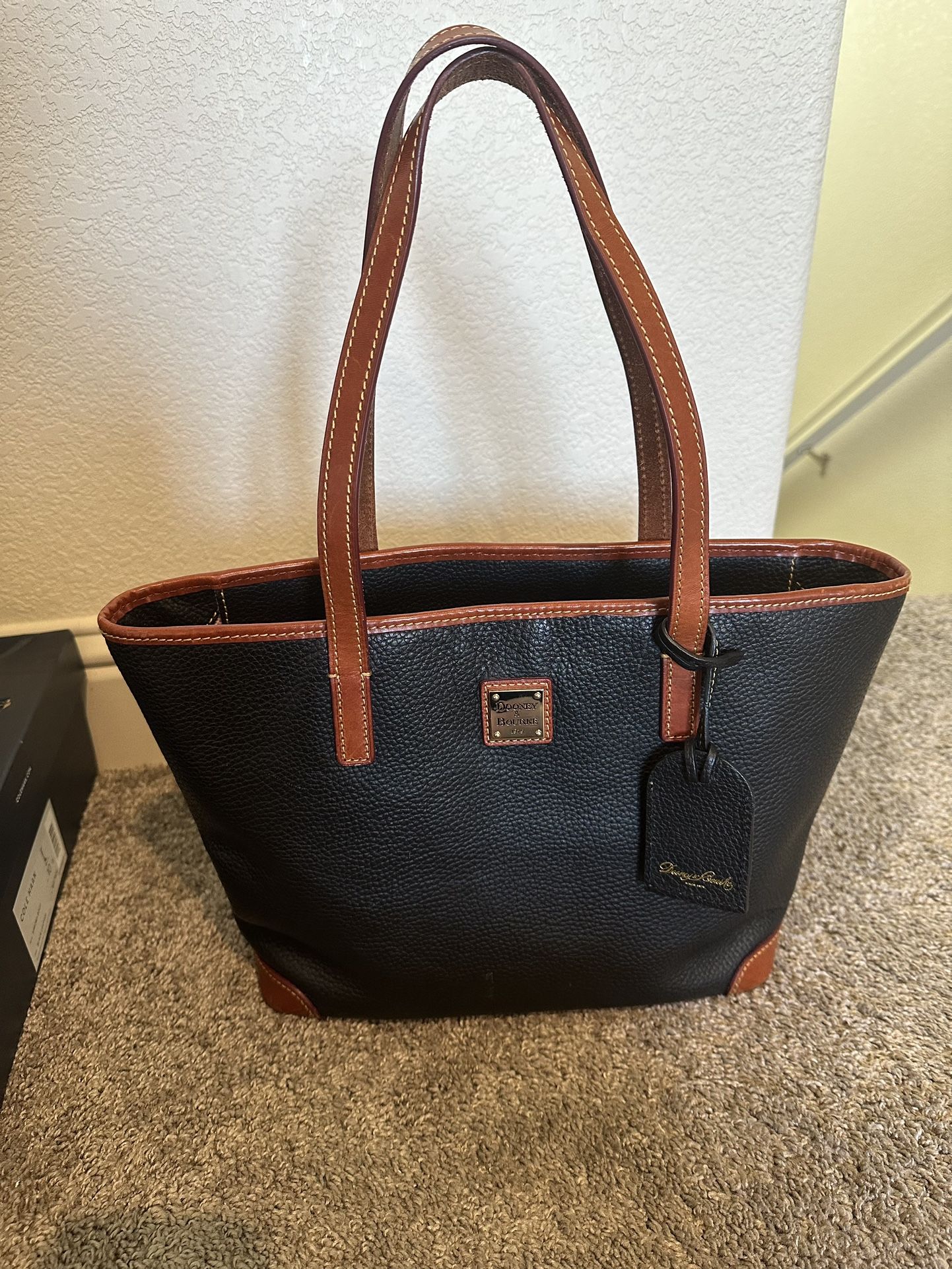 Dooney & Bourke Handbag