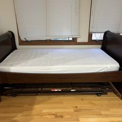 Twin size Sleigh bed