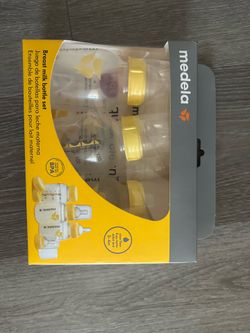 Medela Breast Milk Bottle Set