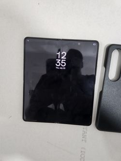 Samsung Galaxy Fold 4 ( Unlocked)