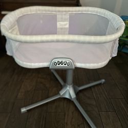 Halo Bassinest Swivel Sleeper