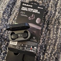 Ear Buds (Skullcandy)