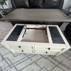 Coffee Table – Brown/White