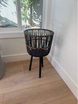 Plant stand