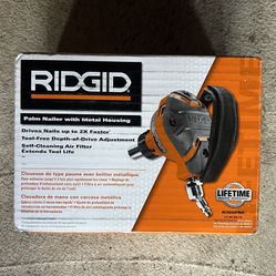 Pneumatic 3-1/2 in. Full-Size Palm Nailer