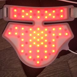 Solawave Medical-Grade
Neck & Chest Rejuvenating Mask