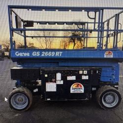 2014 Genie Scissor Lift