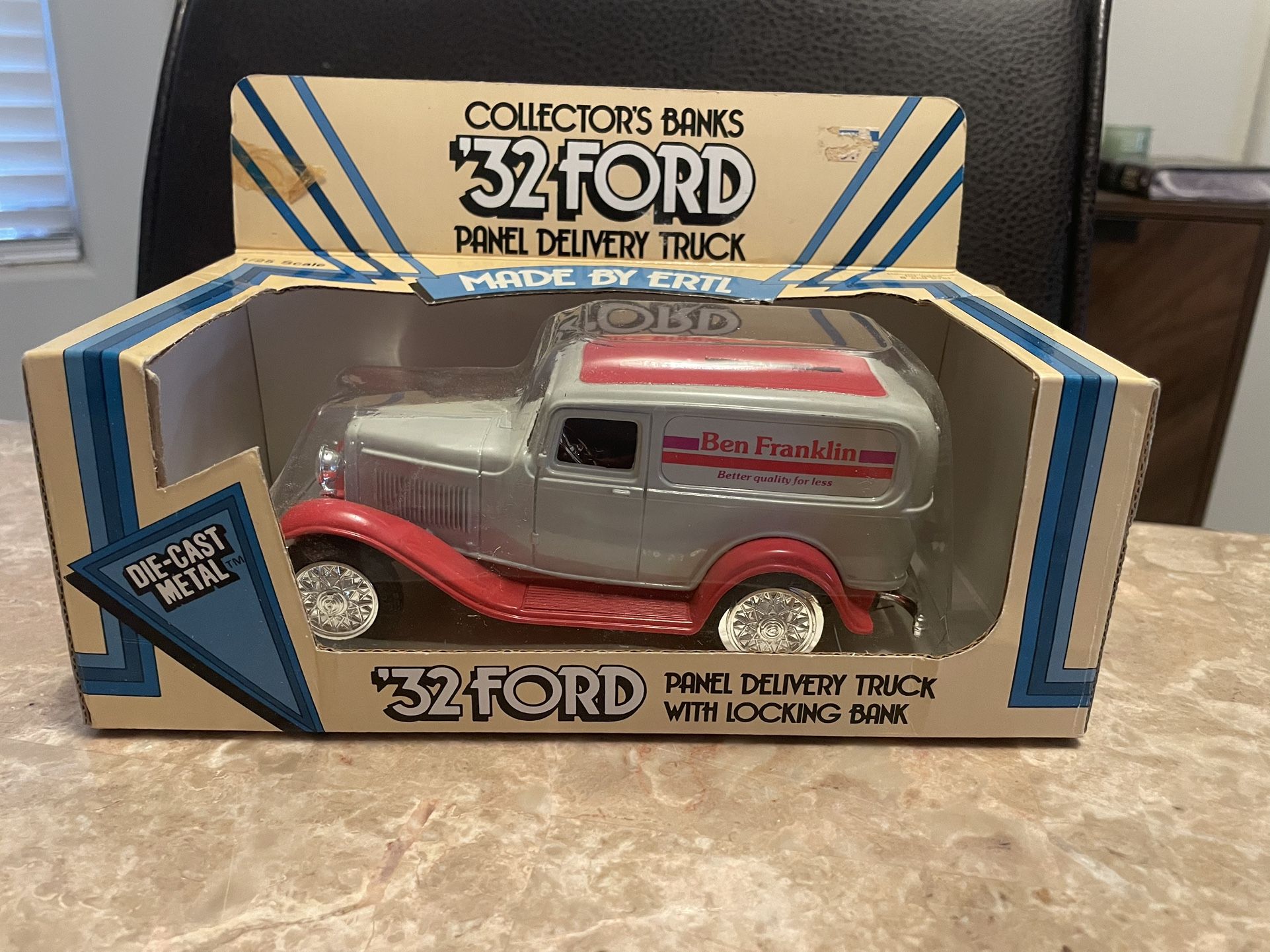 ERTL '32 Ford Panel Delivery Truck, die-cast coin bank Ben Franklin