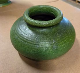 Original & Extremely RARE Grueby Pottery Vase Arts & Crafts *Matte Green Boston POTTERY