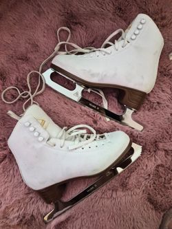 Size 8 Jackson Mystique Figure Skates