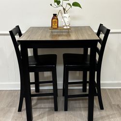 Dining set