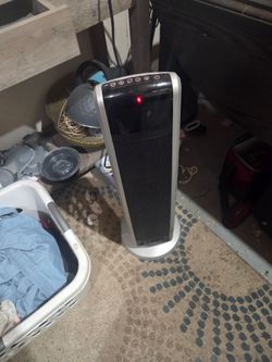 Electric heater with remote