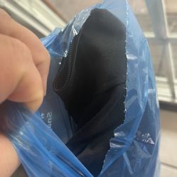 APU MASTERS GRADUATION CAP ANS GOWN 