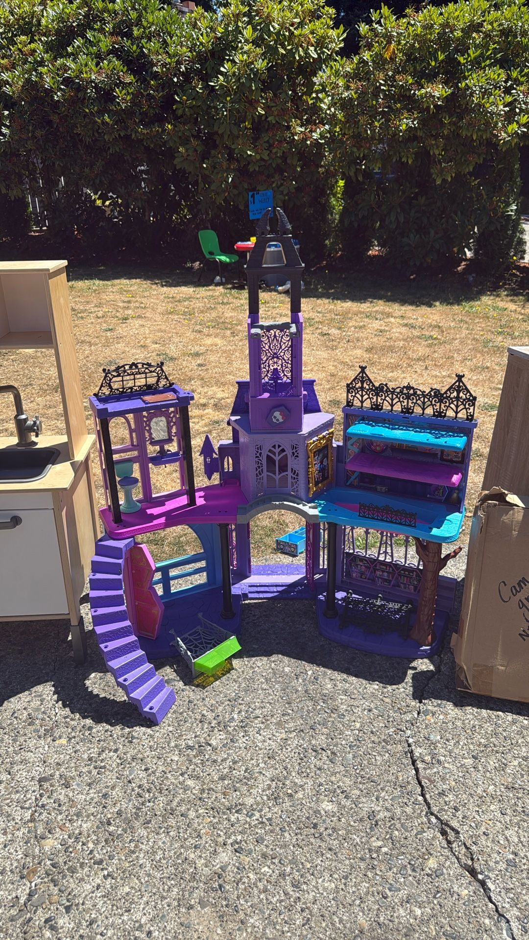 Monster High Doll House