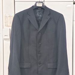Casa Del Mar men's jacket blazer Designed in Italy Double vent Flip pockets Black color with stripes Size L New