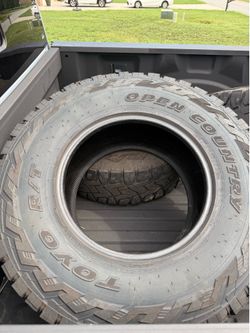 Toyo Open County RT 37x12.50R28
