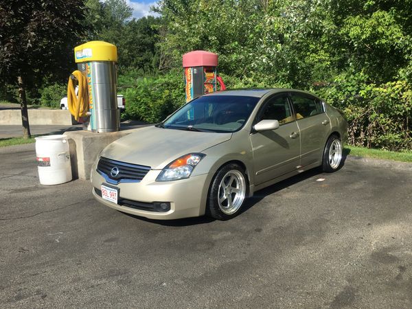 2009 Nissan Altima With Only 88k It Come 18 Rims For In 2009 Nissan Altima With Only 88k It Come 18 Rims