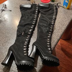 Long Thigh Boots Slightly Used