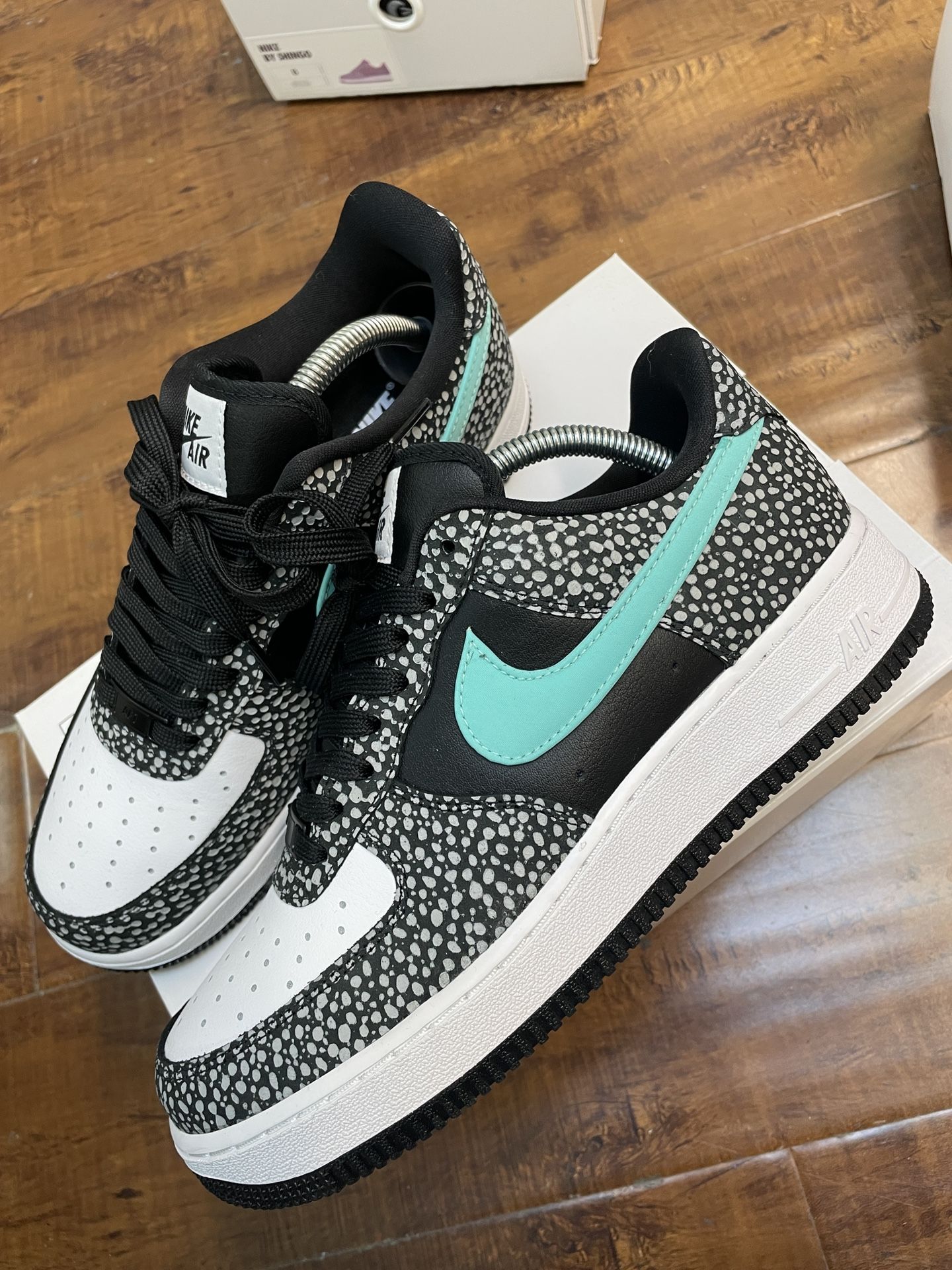 Nike Air Force 1 Size 8