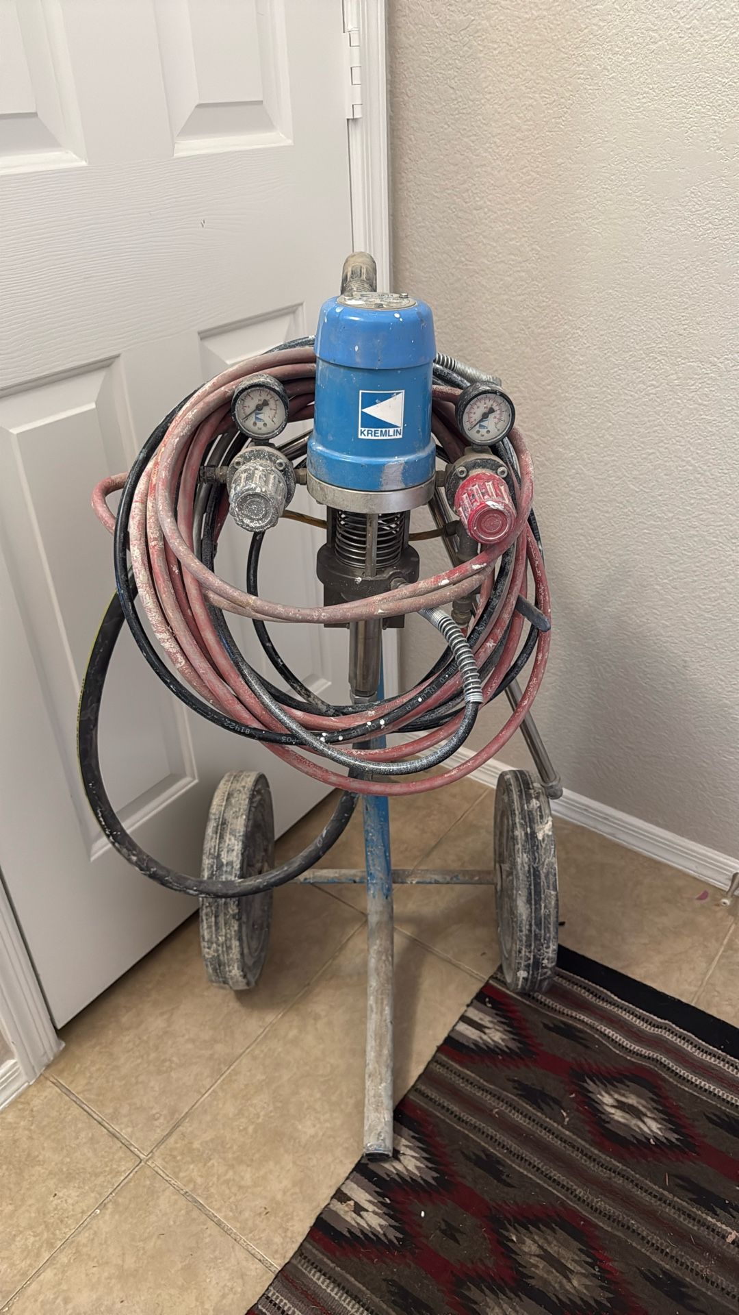 KREMLIN REXSON AIRLESS 10:14 MOTOR-PUMP AIR PNEUMATIC PAINT SPRAYER