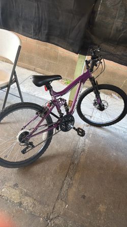 Mongoose mountain bike