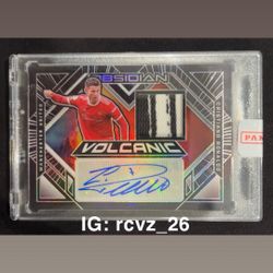 Cristiano Ronaldo2021-22 Obsidian Signatures Auto JERSEY MATCH 07 /40 MATCH WORN material