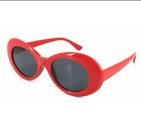 Red Oval Retro Sunglasses