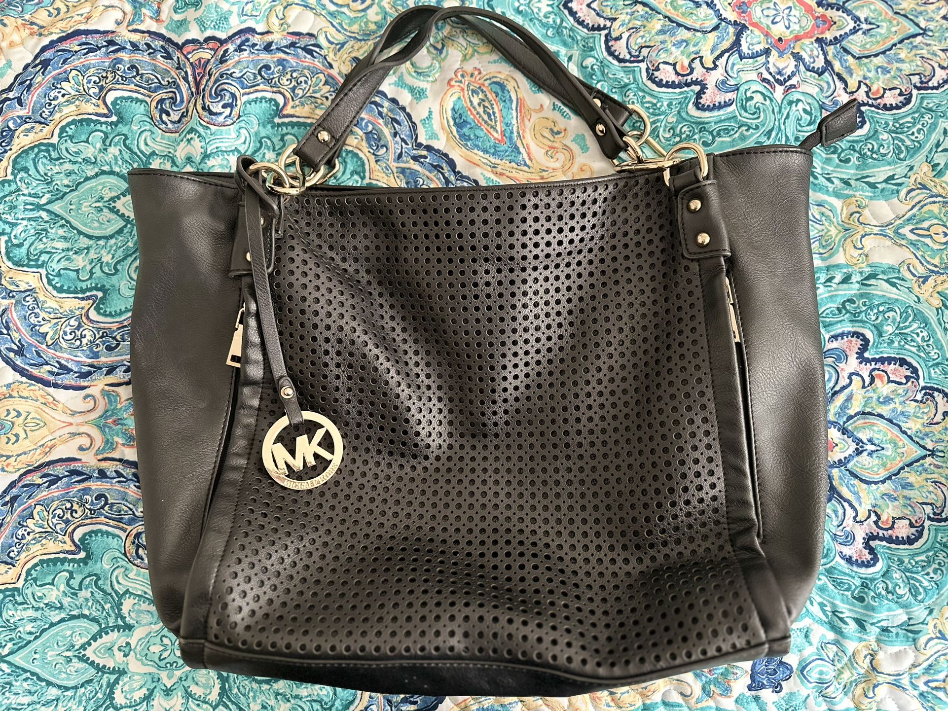 Michael Kors Black leather Purse