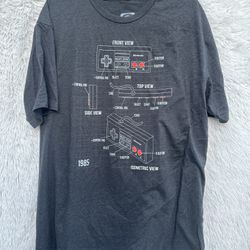 New  Short Sleeve Nintendo T-Shirt  in size 2XL Crew neck 