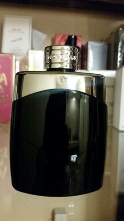 Mont black 3.4oz 100.ML para caballero yo vendo perfumes autenticos se te entrega y SI LO QUIERES ENVUELTO PARA REGALO ES GRATIS! ! 😊