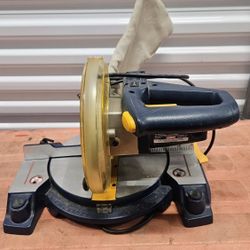 RYOBI Miter Saw 7 1/4 inch - Compound & Laser Guide