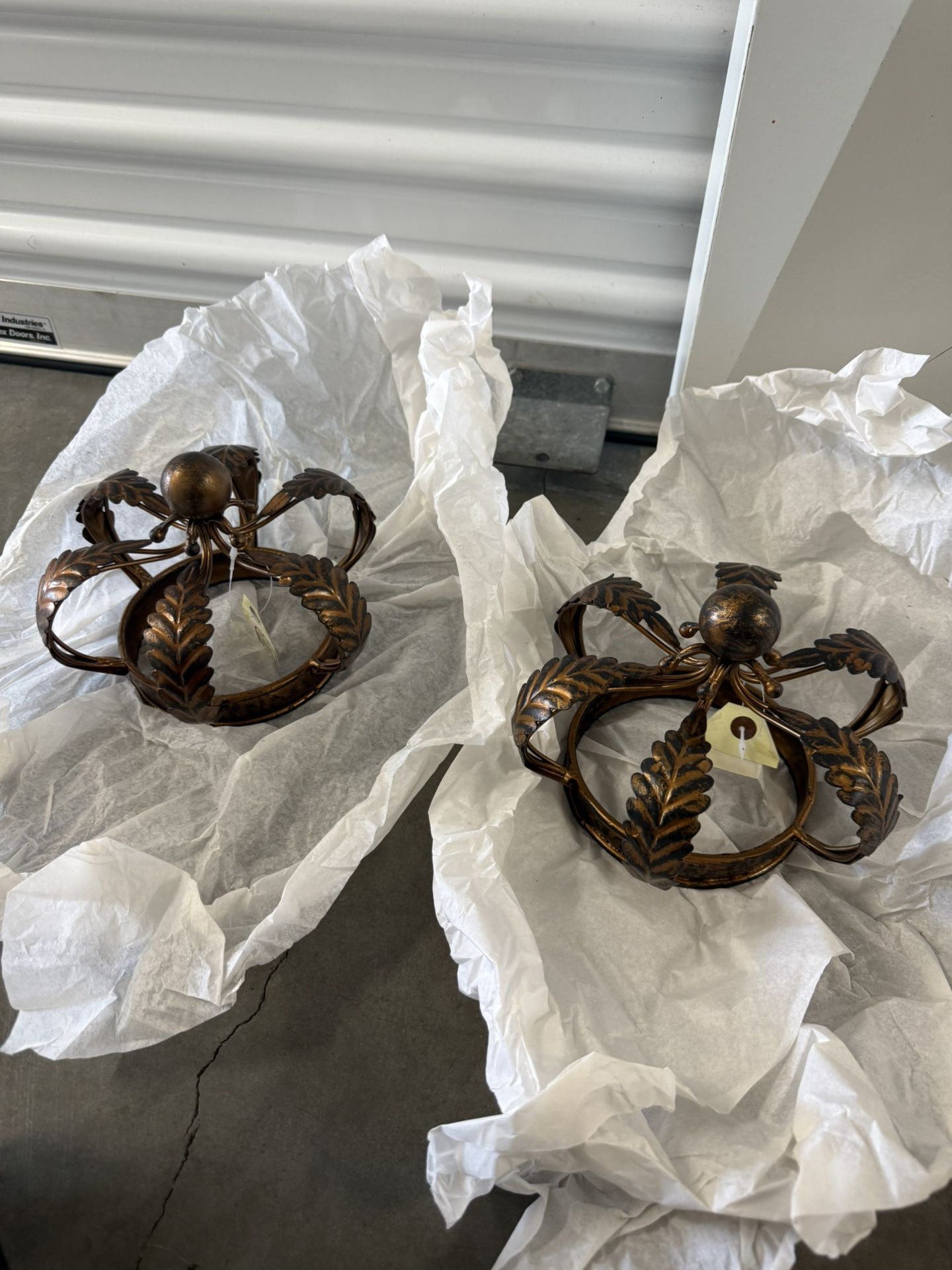 Set of Decorative copper crowns home decor