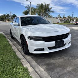 Dodge charger 2016 sxt