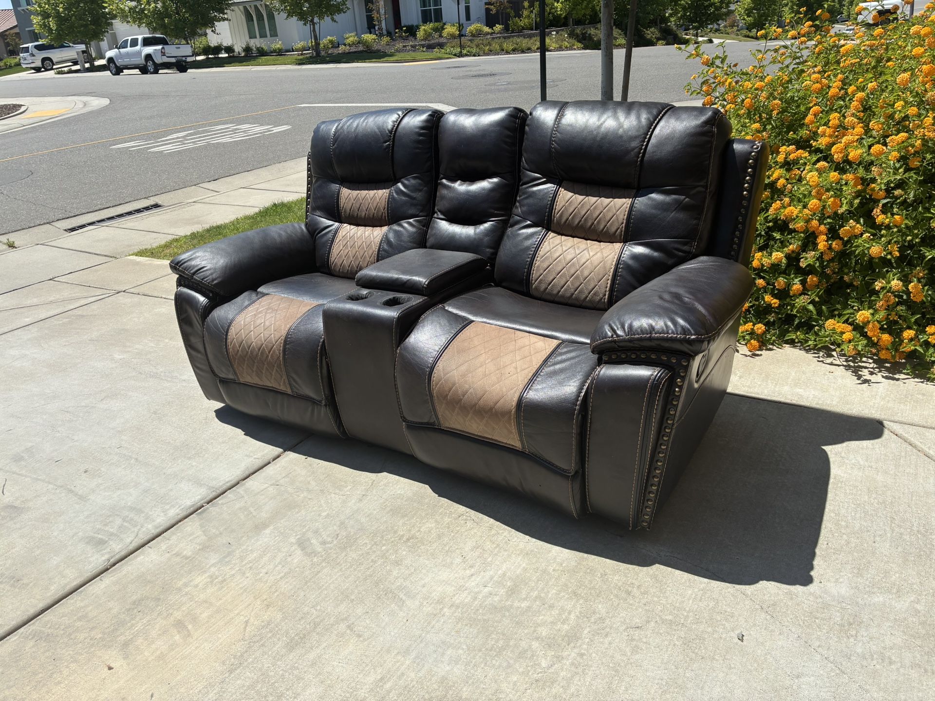 Dual Reclining Loveseat – Premium Faux Leather, Cup Holders & Storage