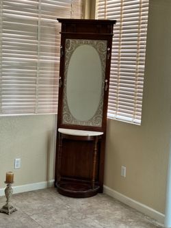 Antique mirror with a hat holder all wood