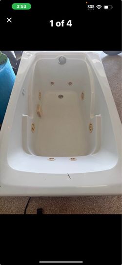 Jacuzzi tub 35 1/2 x 60