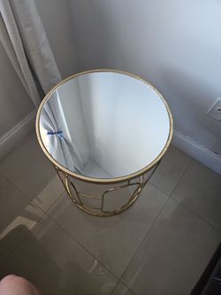 Glass glass table gold
