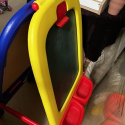 Little tikes Easel Art Dry Erase And Chalk Board