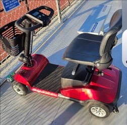 Adult scooter