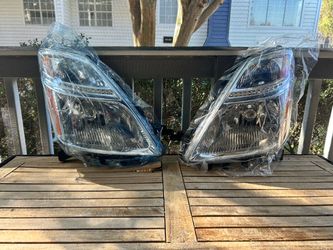 2004-2009 Toyota Prius Headlights