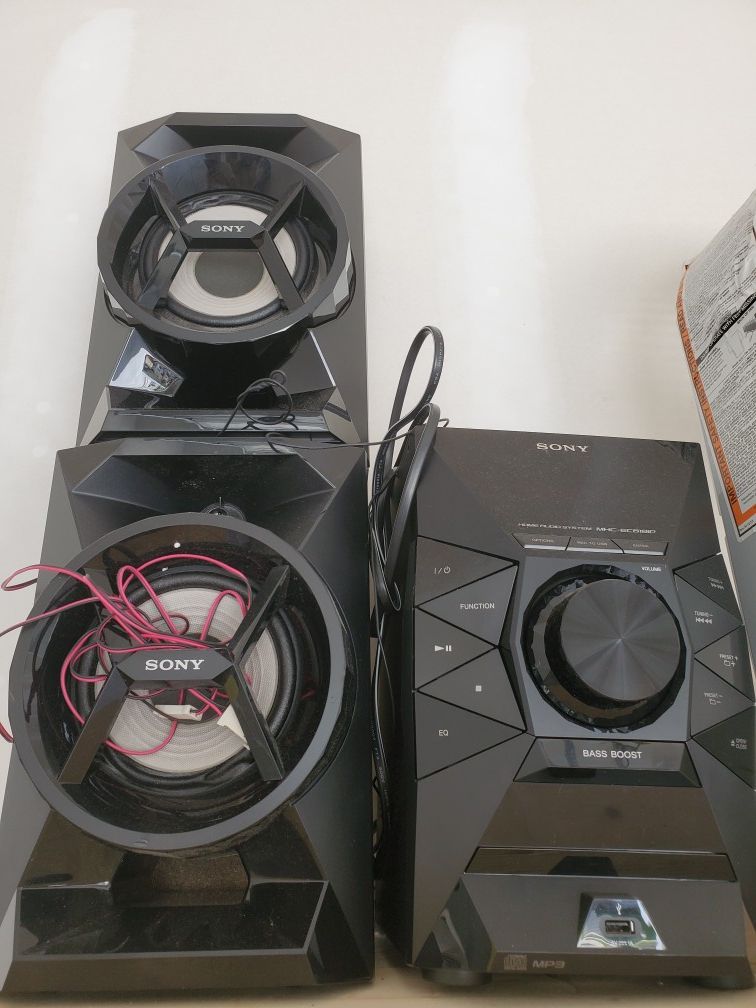 Dvd and speaker
