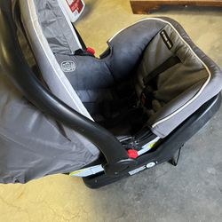 Graco Car seat With Base 