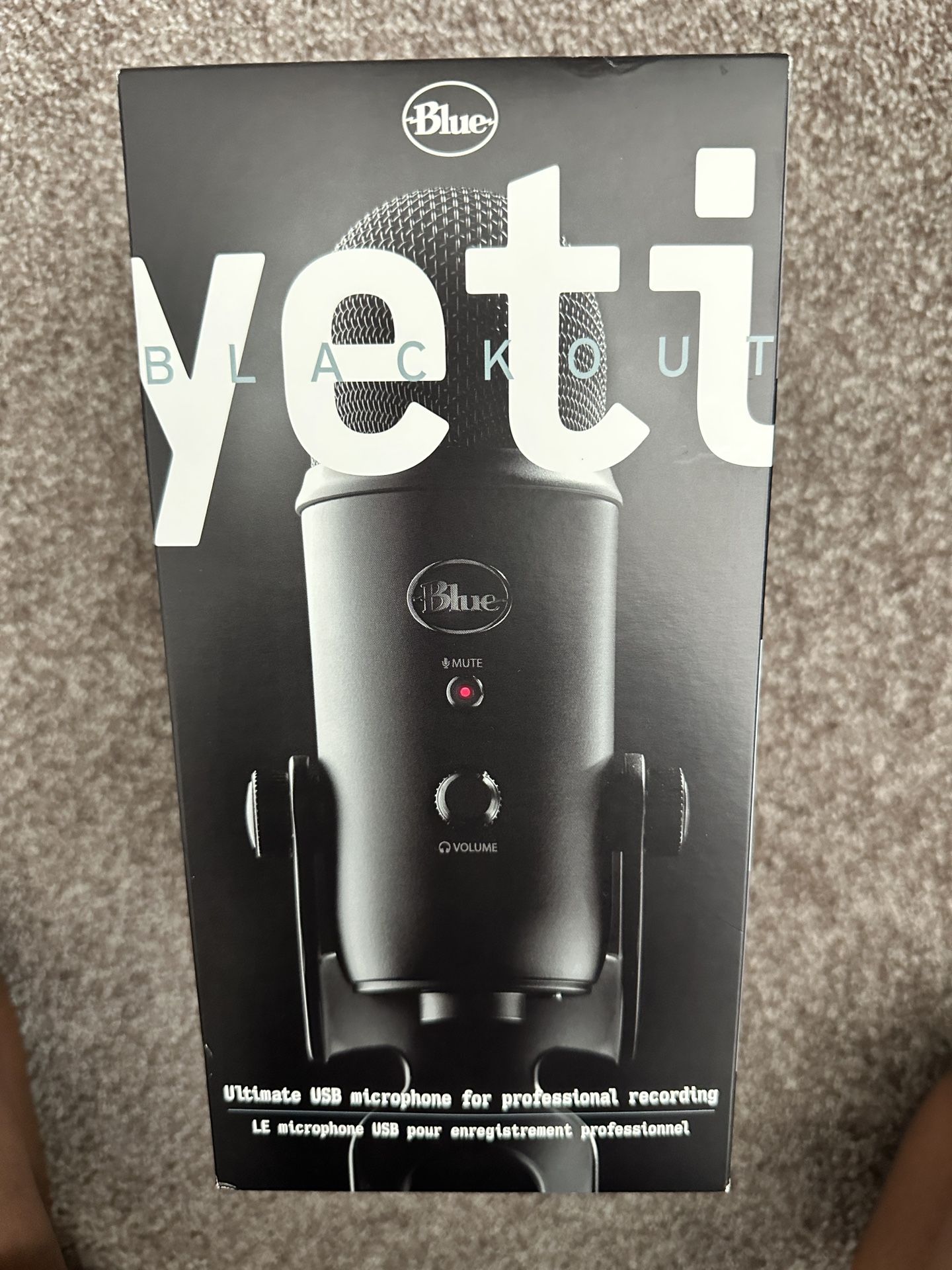 Blue Microphones Yeti Blackout Microphone